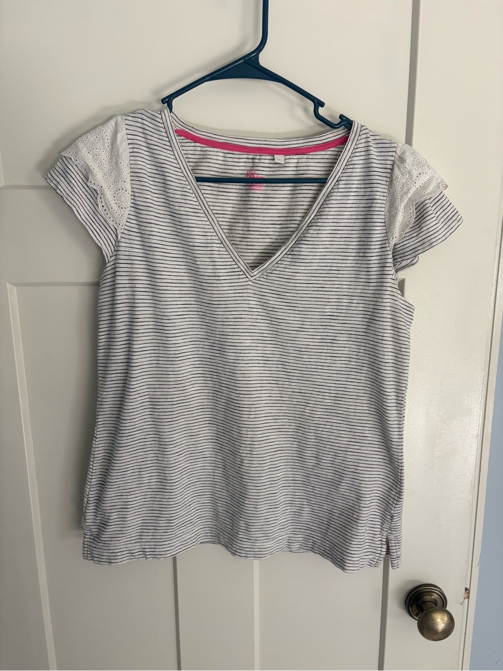 Boden Striped V-Neck Short Sleeve Top with Eyelet Sleeves - White/Gray
